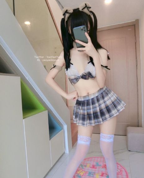 寂寞的女邻居3